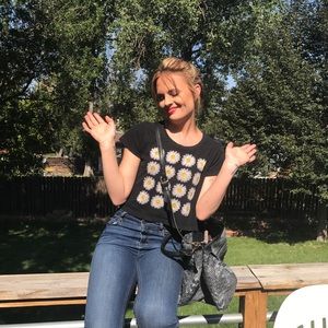 Meet your Posher, Kacey